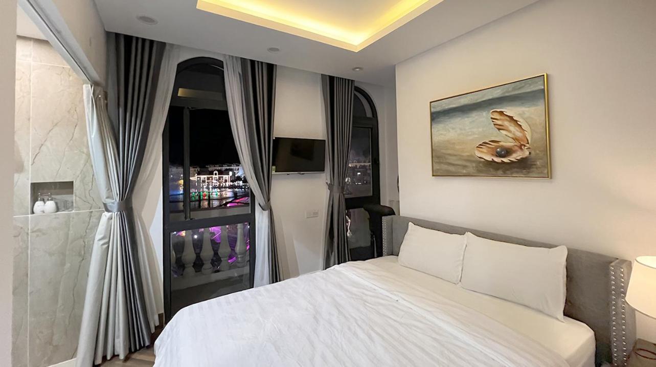 Legacy Hotel - Grand World Phu Quoc Bagian luar foto