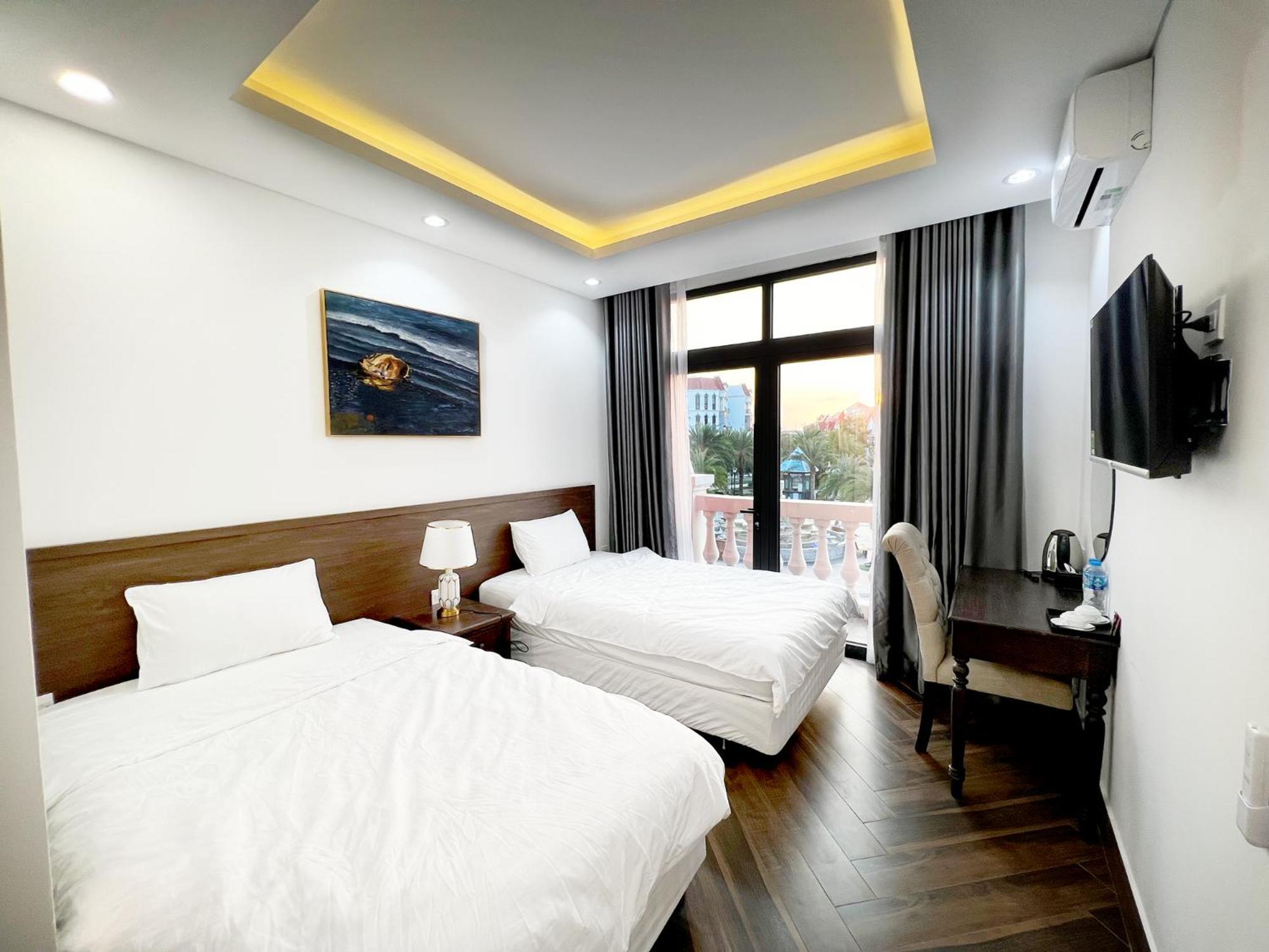 Legacy Hotel - Grand World Phu Quoc Bagian luar foto